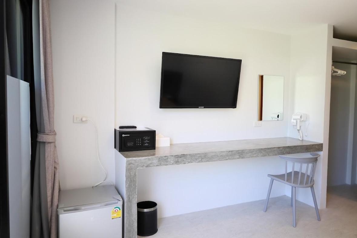Y House Patong Hostel ภายนอก รูปภาพ