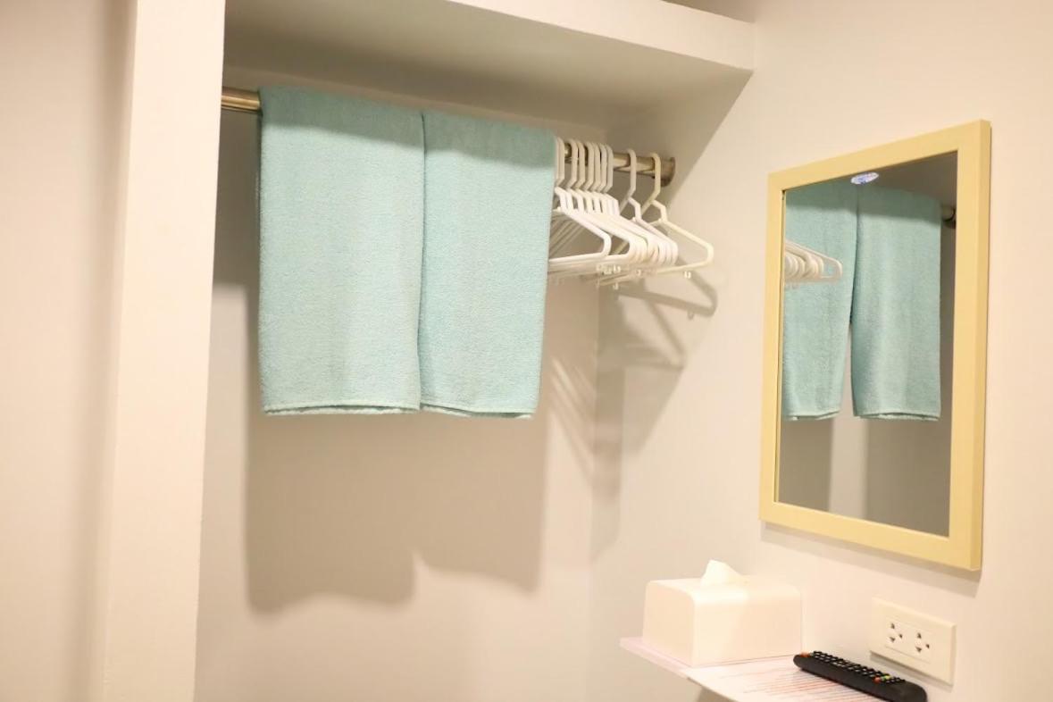 Y House Patong Hostel ภายนอก รูปภาพ
